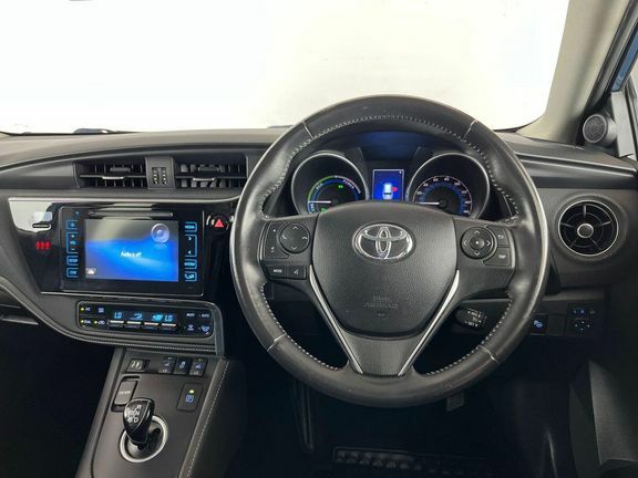 Toyota Auris Hybrid 1.8 Vvti Hybrid Excel Cvt Red #7