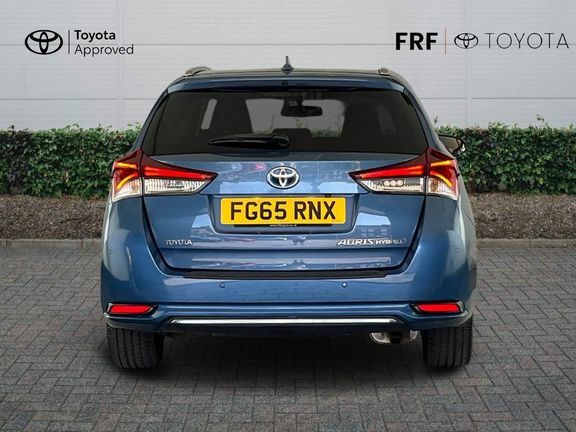 Toyota Auris Hybrid 1.8 Vvti Hybrid Excel Cvt Red #26