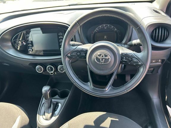 Toyota Aygo X 1.0 Vvt-i Pure Hatchback X-shift Euro 6 Silver #7