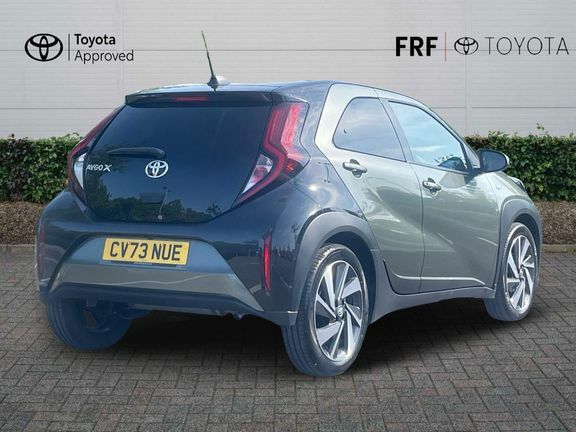 Toyota Aygo X Edge Automatic Green #2