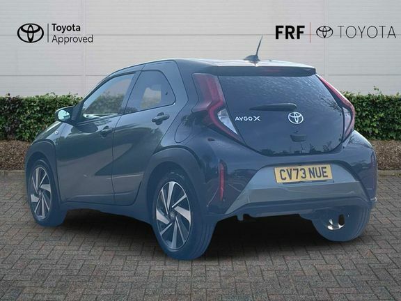 Toyota Aygo X Edge Automatic Green #4