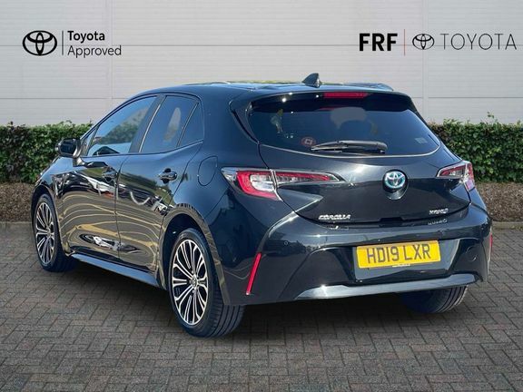 Toyota Corolla Design 1.8 Hybrid Hb Trk Black #4