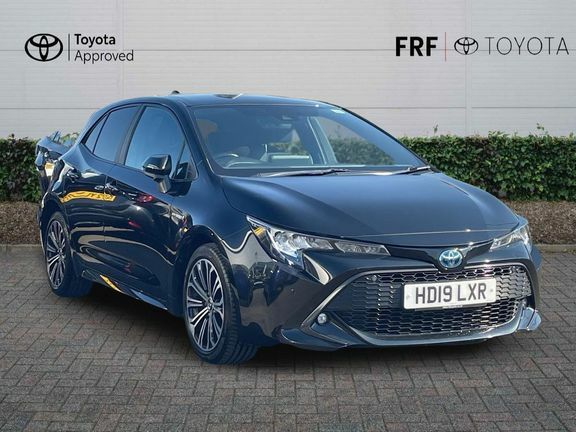 Toyota Corolla Design 1.8 Hybrid Hb Trk Black
