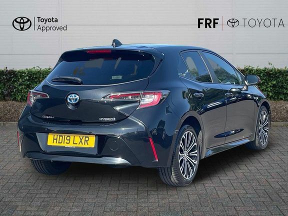Toyota Corolla Design 1.8 Hybrid Hb Trk Black #2