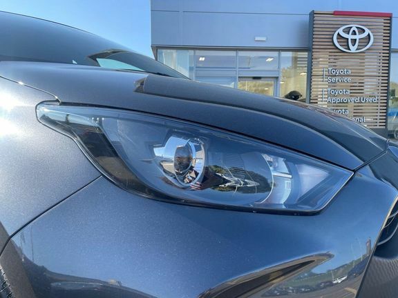 Toyota Yaris 1.5 Hybrid Icon Cvt Black #19