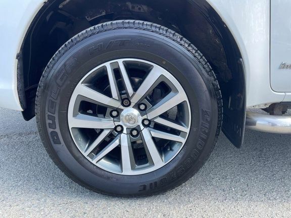 Toyota HILUX Arb Tipper 4X4 Arborist Tree Surgeon New Alloy Bod White #25