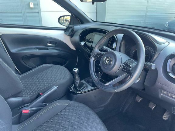 Toyota Aygo X 1.0 Vvt-i Pure Hatchback Euro 6 Black #12