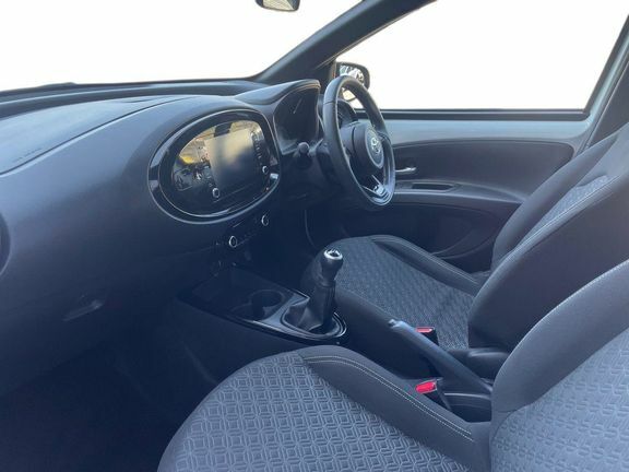 Toyota Aygo X Edge Manual White #5
