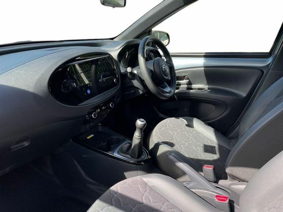 Toyota Aygo X Exclusive Manual #4