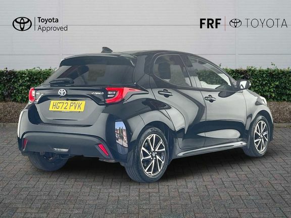 Toyota Yaris Design Black #2