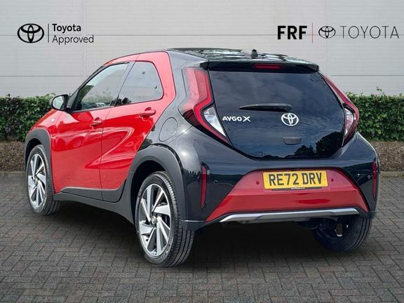 Toyota Aygo X Exclusive Canvas Roof Red #4