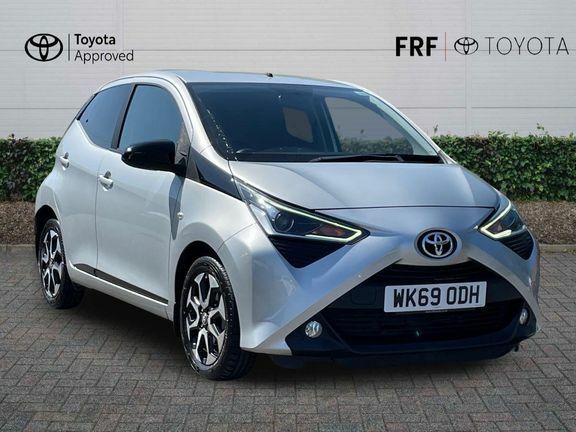 Toyota Aygo X X-trend Mmt Silver