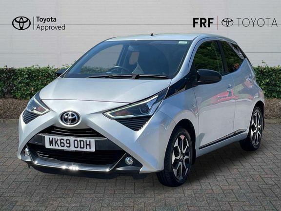 Toyota Aygo X X-trend Mmt WK69ODH Silver #3