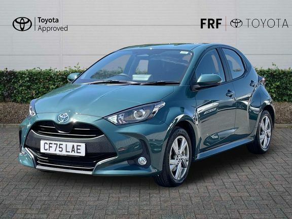 Toyota Yaris Icon CF75LAE Green #3
