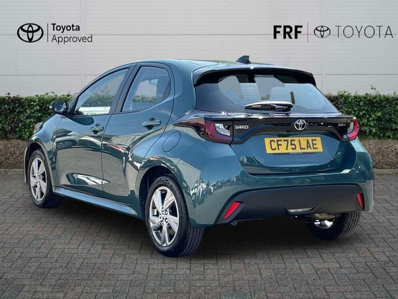 Toyota Yaris Icon CF75LAE Green #4