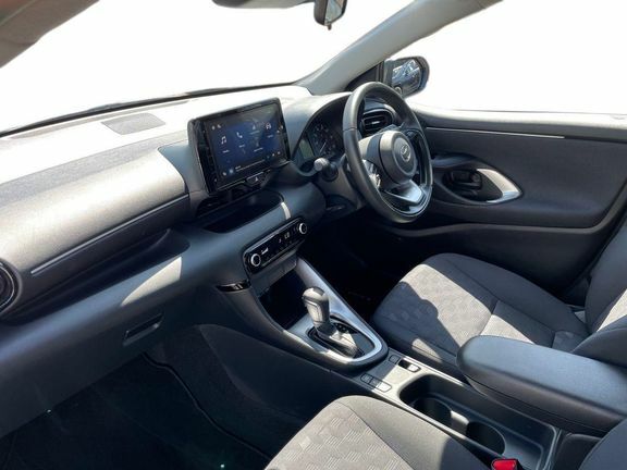 Toyota Yaris Icon CF75LAE Green #5