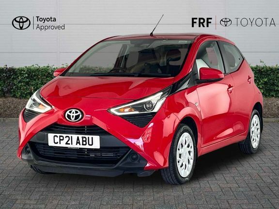 Toyota Aygo X X-play Tss CP21ABU Red #3