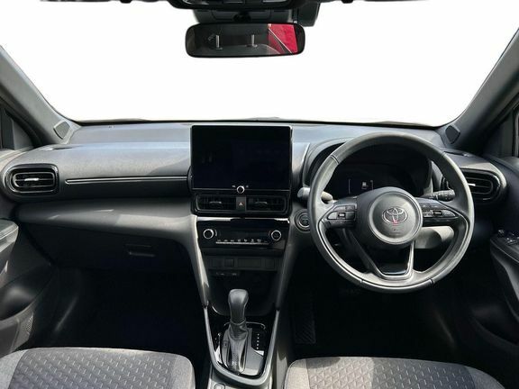 Toyota Yaris Cross Design Fwd Safety Pack White #6