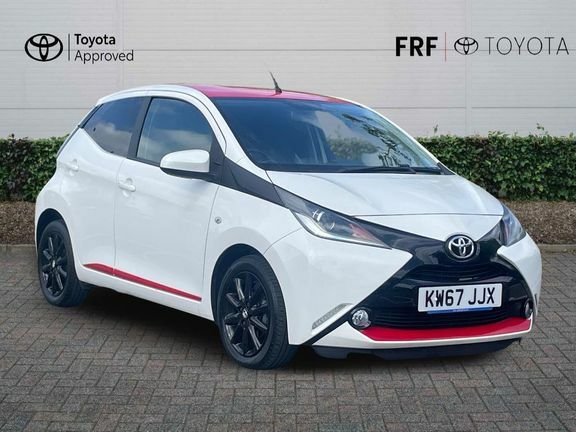 Toyota Aygo X X-press X-shift White