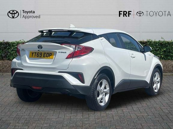 Toyota C-Hr 1.8 Vvt-h Icon Cvt Euro 6 Ss YT69EOP White #2