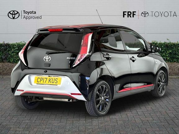 Toyota Aygo X X-press Man Black #2