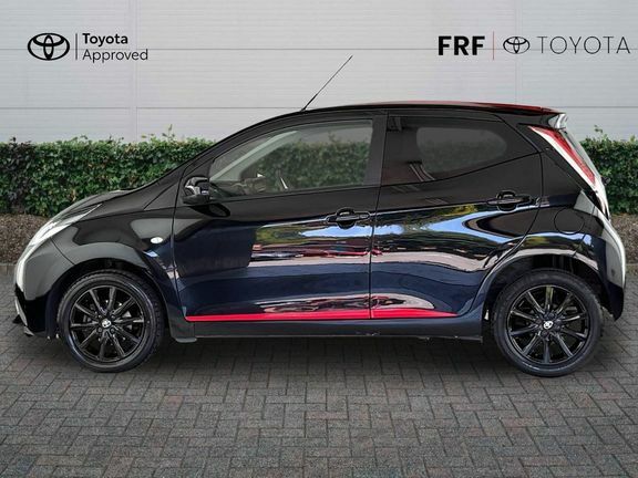 Toyota Aygo X X-style Red #24