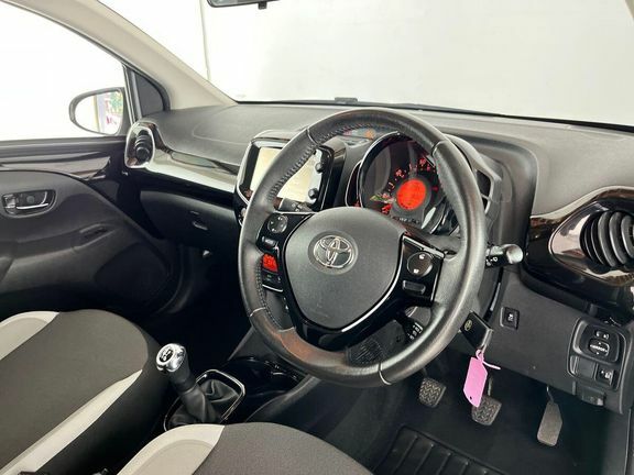 Toyota Aygo X X-style Red #12