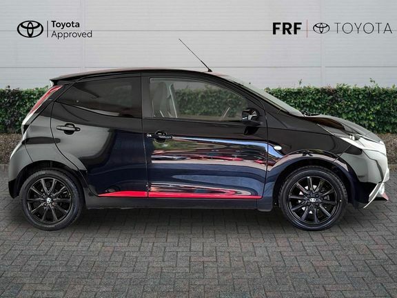 Toyota Aygo X X-style Red #23