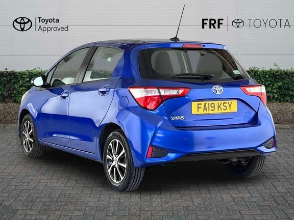 Toyota Yaris 1.5 Vvt-i Icon Tech Euro 6 Blue #4
