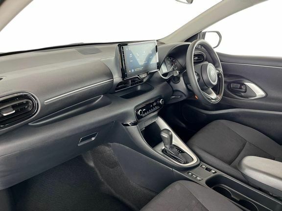 Toyota Yaris Icon CV75VOU Black #5