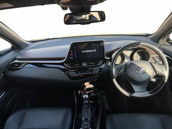 Toyota C-Hr 1.8 Vvt-h Excel Cvt Euro 6 Ss White #6