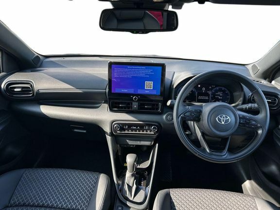 Toyota Yaris Excel Blue #6