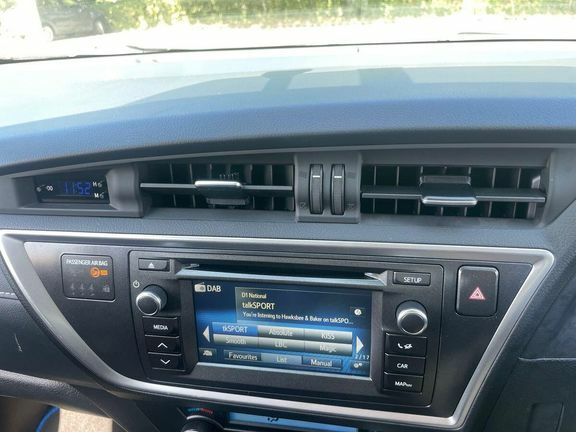 Toyota Auris D-4d Active Grey #48