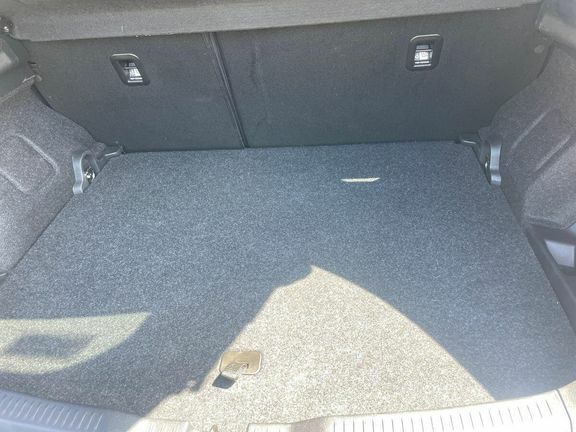 Toyota Auris D-4d Active Grey #13