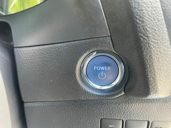 Toyota Auris D-4d Active Grey #16