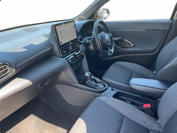 Toyota Yaris Cross Design Fwd CV74GUX Black #5