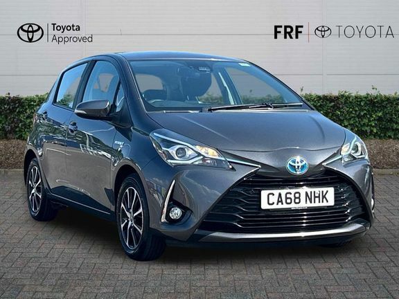 Toyota Yaris Icon Tech 1.5 Hybrid Grey