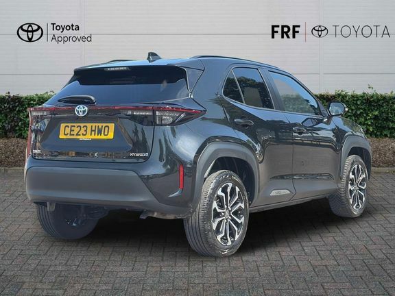 Toyota Yaris Cross Design Fwd CE23HWO Black #2