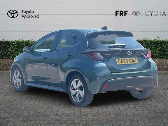 Toyota Yaris Icon Green #4