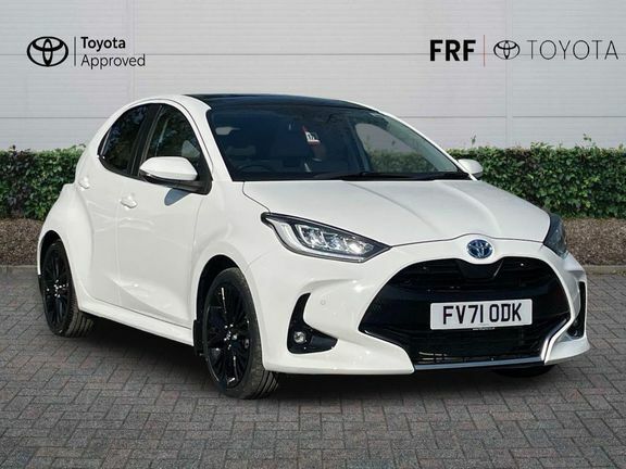 Toyota Yaris Excel 1.5 Hybrid Pan Roof White