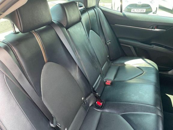 Toyota Camry Excel #8
