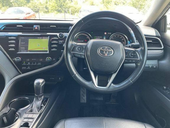 Toyota Camry Excel #7