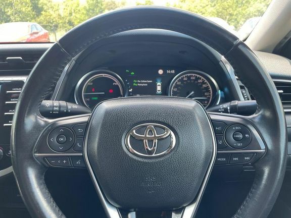 Toyota Camry Excel #10