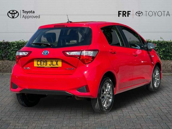 Toyota Yaris 1.5 Vvt-h Icon E-cvt Euro 6 Ss Red #2