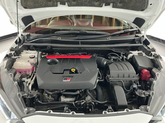Toyota Yaris Yaris Excel Hev Cvt Silver #30