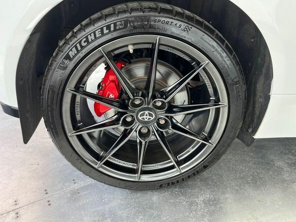 Toyota Yaris Yaris Excel Hev Cvt Silver #25