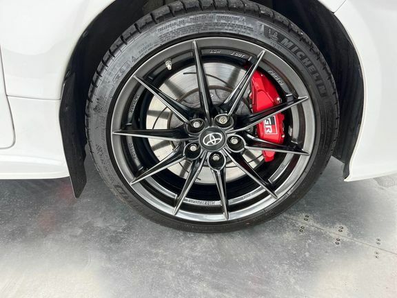 Toyota Yaris Yaris Excel Hev Cvt Silver #27