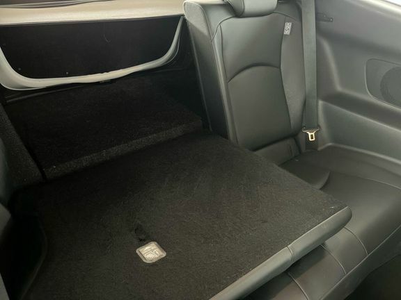 Toyota Yaris Yaris Excel Hev Cvt Silver #18
