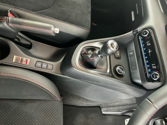 Toyota Yaris Yaris Excel Hev Cvt Silver #35