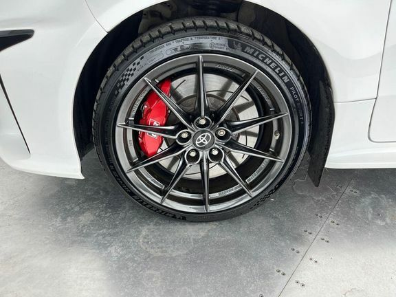 Toyota Yaris Yaris Excel Hev Cvt Silver #28